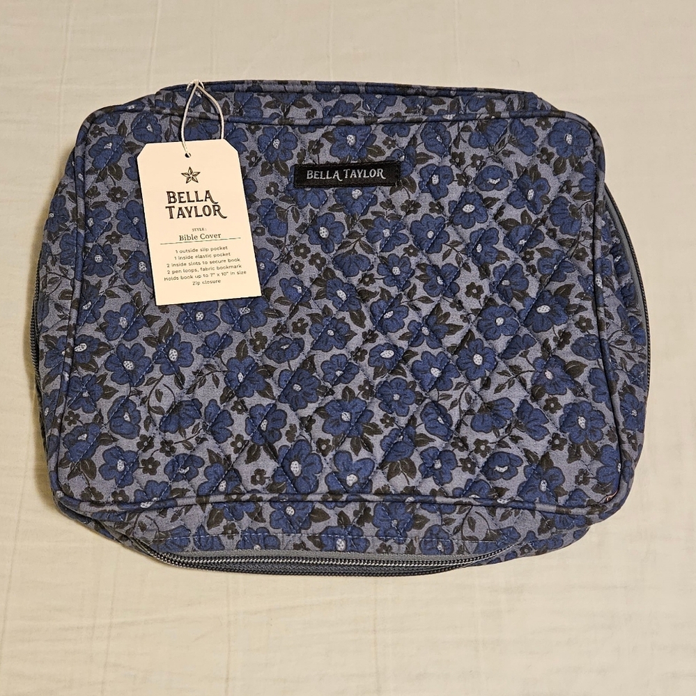 Bella Taylor Bible Cover in Navy Floral NWT